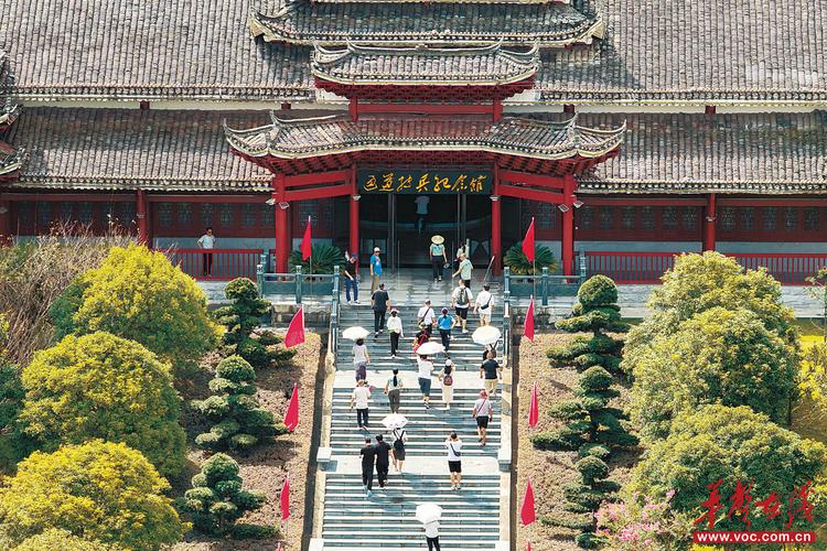 红色旅游升温(红色旅游新体验)